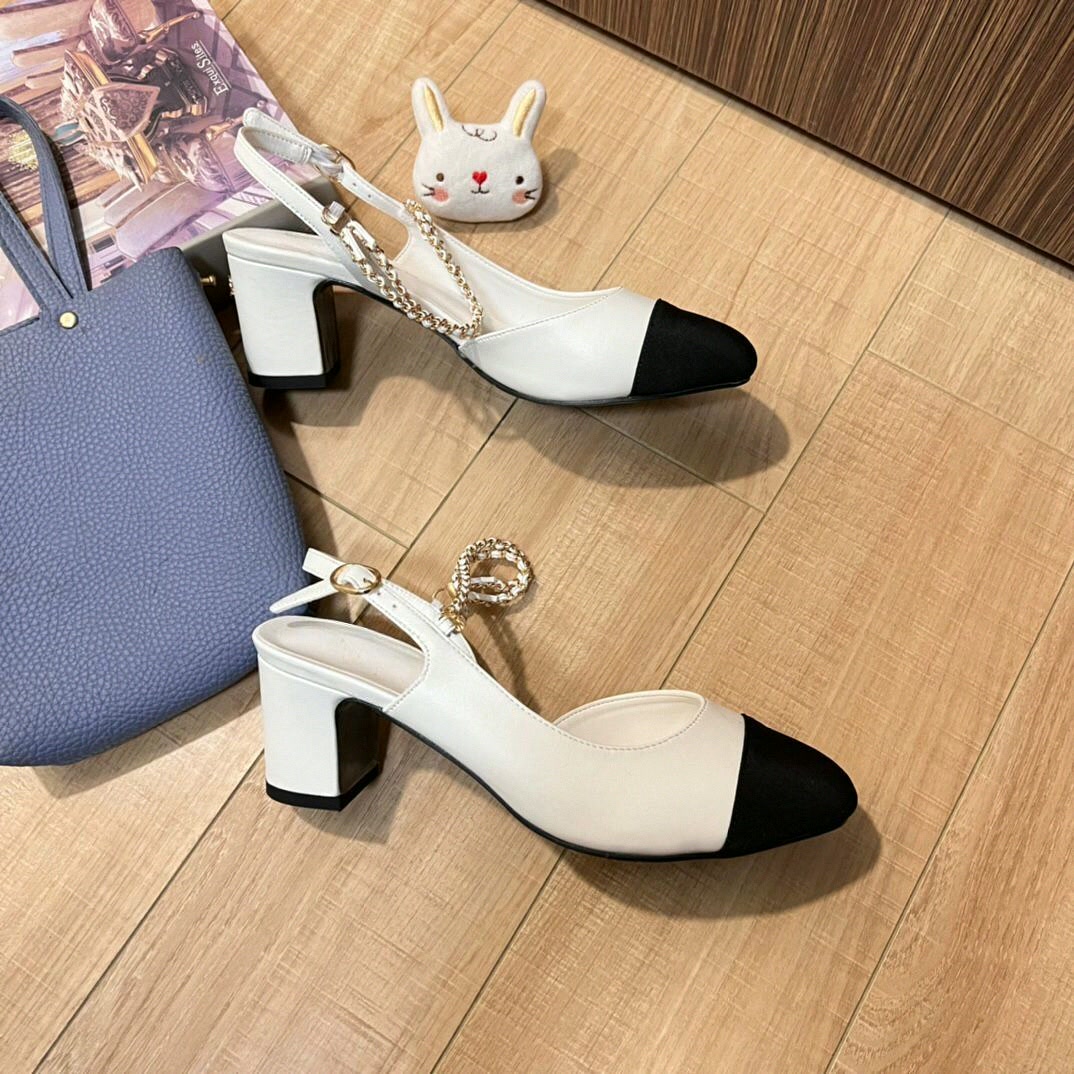 Dress Shoe Pointed - Damskie czółenka z paskiem na pięcie,