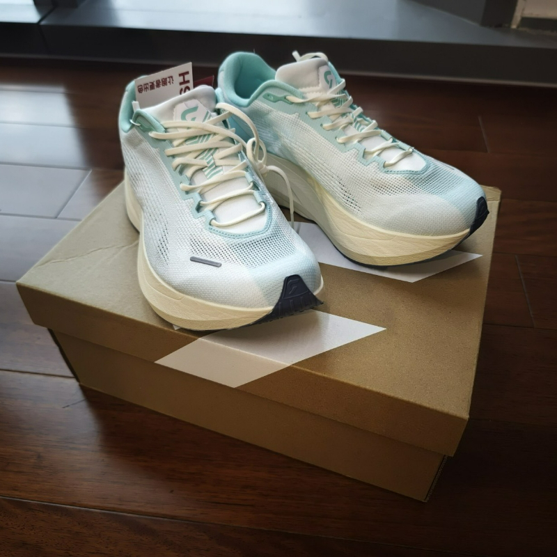Buty do biegania DYNAFISH dla  – Men'S Shoes Vs Women'S Size recenzja i cena